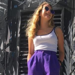 Meet your Posher, Rebecca